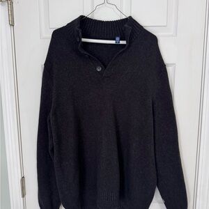 Izod Men's Heather Black Button Crewneck Sweater